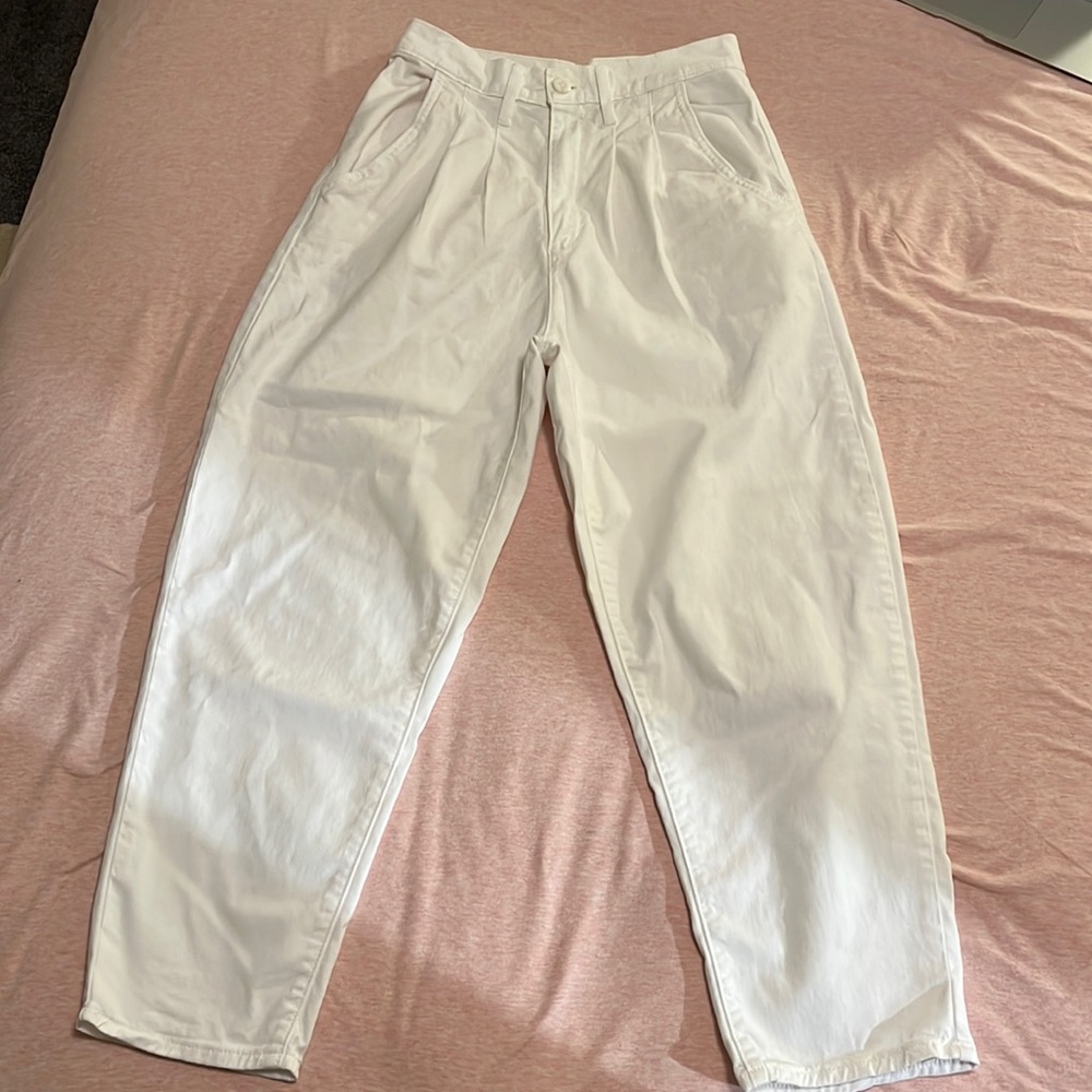 Levi's balloon leg White Women's Trousers